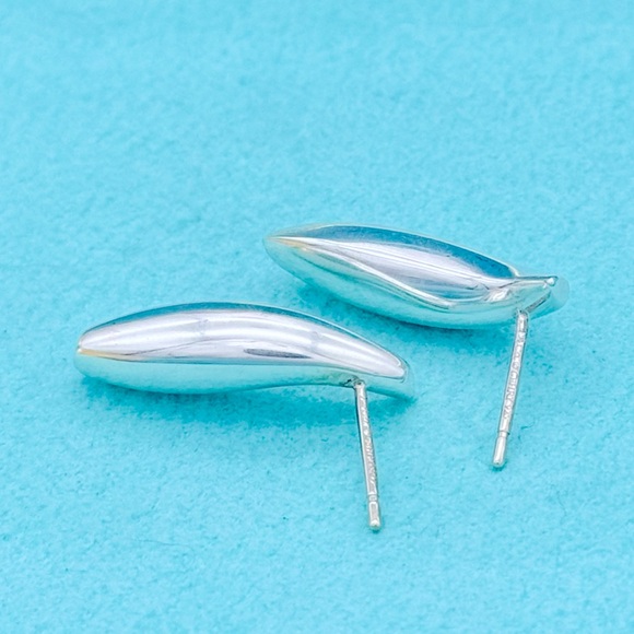 Tiffany & Co Fish Stud Earrings by Frank Gehry - Picture 6 of 6